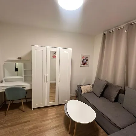 Apartment Lumineux Et Agreable *